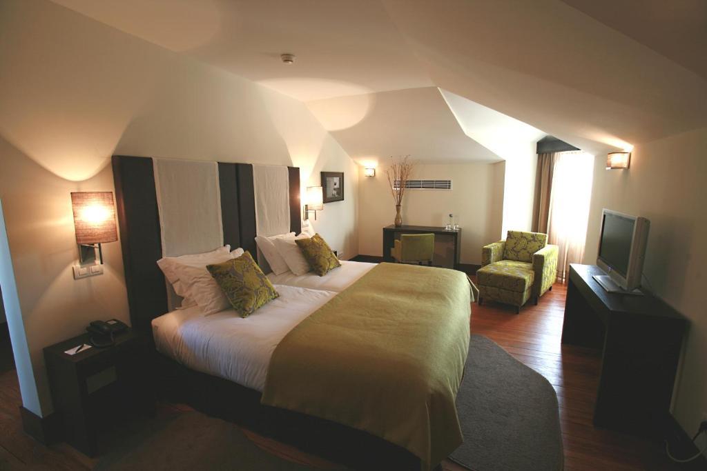 Mansard Double Room,1278142606:JPEG